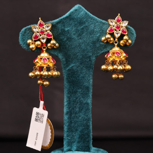 Gorgeous Kundan Earrings